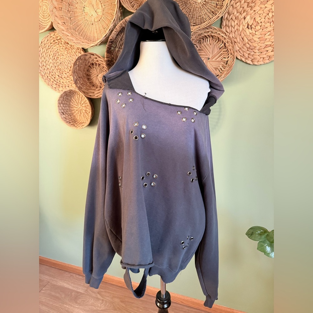 Gray Hooded Men's Sweater with Stud Accents